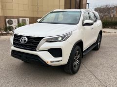 Сүрөт унаа Toyota Fortuner