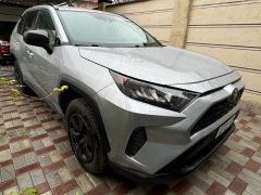 Сүрөт унаа Toyota RAV4