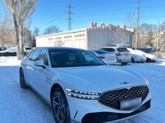 Photo of the vehicle Genesis G90