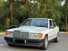 Сүрөт унаа Mercedes-Benz 190 (W201)