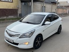 Фото авто Hyundai Solaris