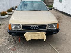 Photo of the vehicle Audi 100