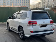 Фото авто Toyota Land Cruiser