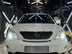 Photo of the vehicle Lexus RX