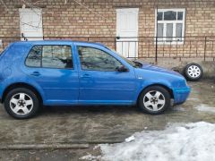 Фото авто Volkswagen Golf