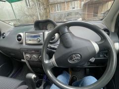 Сүрөт унаа Toyota Ist