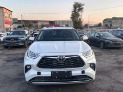 Сүрөт унаа Toyota Highlander