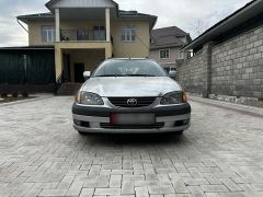 Фото авто Toyota Avensis