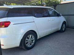 Photo of the vehicle Kia Carnival