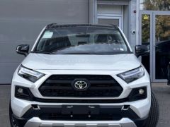 Сүрөт унаа Toyota RAV4