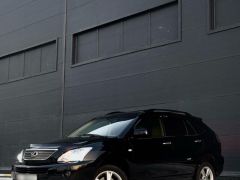 Photo of the vehicle Lexus RX