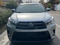 Photo of the vehicle Toyota Highlander