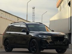 Фото авто BMW X7