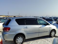 Фото авто Toyota Ipsum