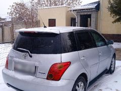 Photo of the vehicle Toyota Ist