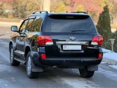 Сүрөт унаа Toyota Land Cruiser