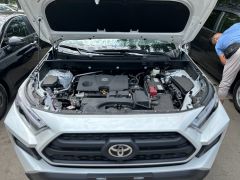 Сүрөт унаа Toyota RAV4