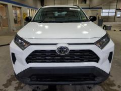 Photo of the vehicle Toyota RAV4