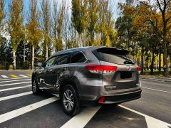 Сүрөт унаа Toyota Highlander