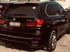 Photo of the vehicle BMW X5