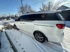 Сүрөт унаа Kia Carnival