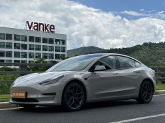 Сүрөт унаа Tesla Model 3