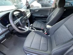 Photo of the vehicle Kia Rio