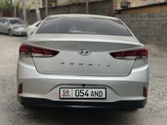 Photo of the vehicle Hyundai Sonata