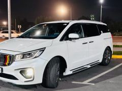 Сүрөт унаа Kia Carnival