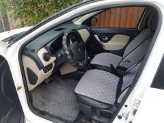 Photo of the vehicle Renault Logan