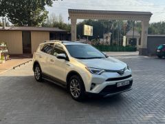 Сүрөт унаа Toyota RAV4