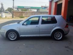 Photo of the vehicle Volkswagen Golf