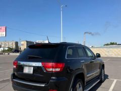 Photo of the vehicle Jeep Grand Cherokee