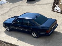 Фото авто Mercedes-Benz W124