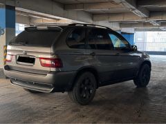 Photo of the vehicle BMW X5