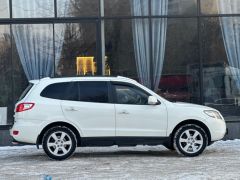 Photo of the vehicle Hyundai Santa Fe