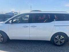 Сүрөт унаа Kia Carnival