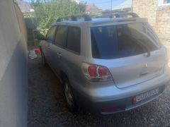 Сүрөт унаа Mitsubishi Outlander