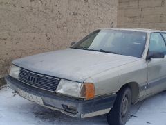 Сүрөт унаа Audi 100