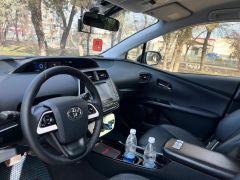 Сүрөт унаа Toyota Prius