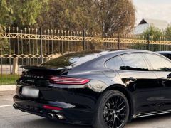 Photo of the vehicle Porsche Panamera