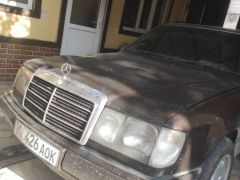 Сүрөт унаа Mercedes-Benz W124