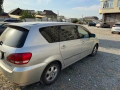 Фото авто Toyota Ipsum