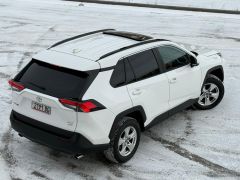 Сүрөт унаа Toyota RAV4