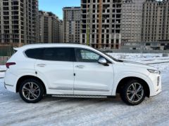 Photo of the vehicle Hyundai Santa Fe