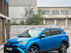 Сүрөт унаа Toyota RAV4