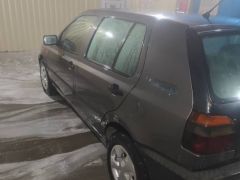 Фото авто Volkswagen Golf