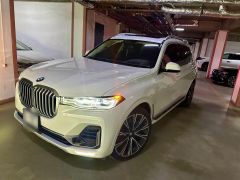 Фото авто BMW X7