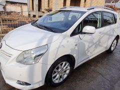 Сүрөт унаа Toyota Verso