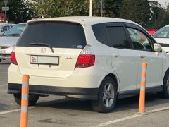 Photo of the vehicle Honda Fit